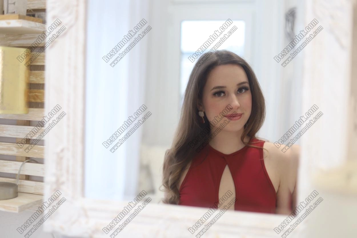 Tina - +36 70 731 0773 - erotikus csuszkamasszazs foto