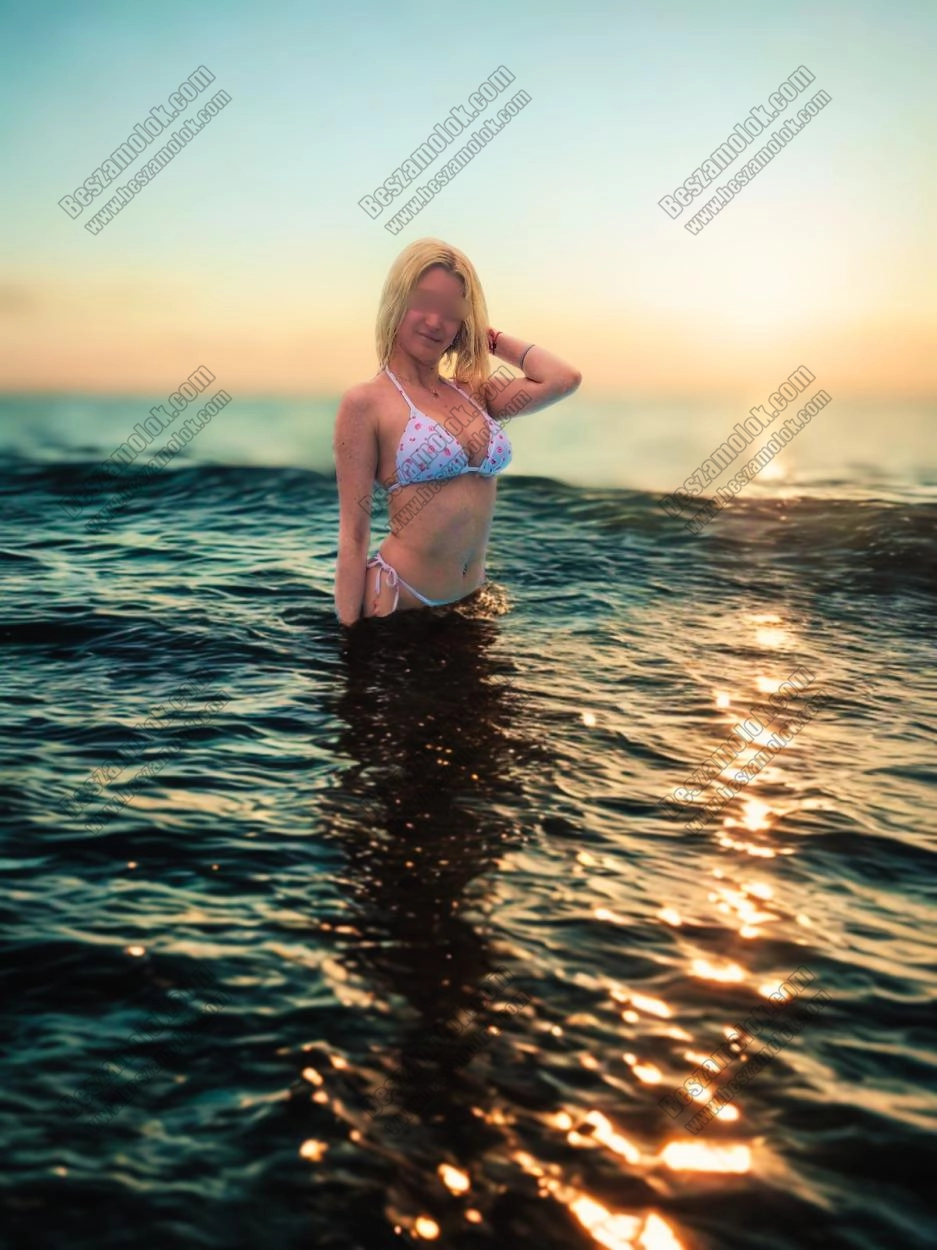 Szonja019 - +36 20 208 2203 - erotikus csuszkamasszazs foto