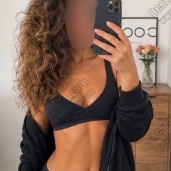 Olivia, 30 éves csúszkamasszőr profilkép