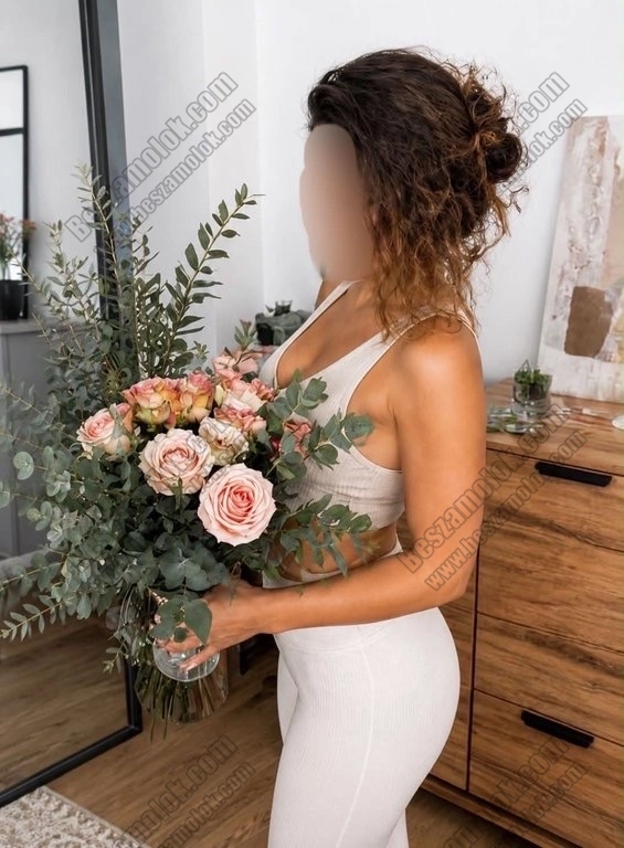 Olivia - +36 30 822 2825 - erotikus csuszkamasszazs foto